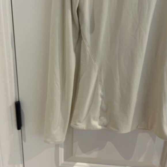 Lululemon Hold Tight Long-Sleeve Shirt - M Light Beige - Picture 3 of 6